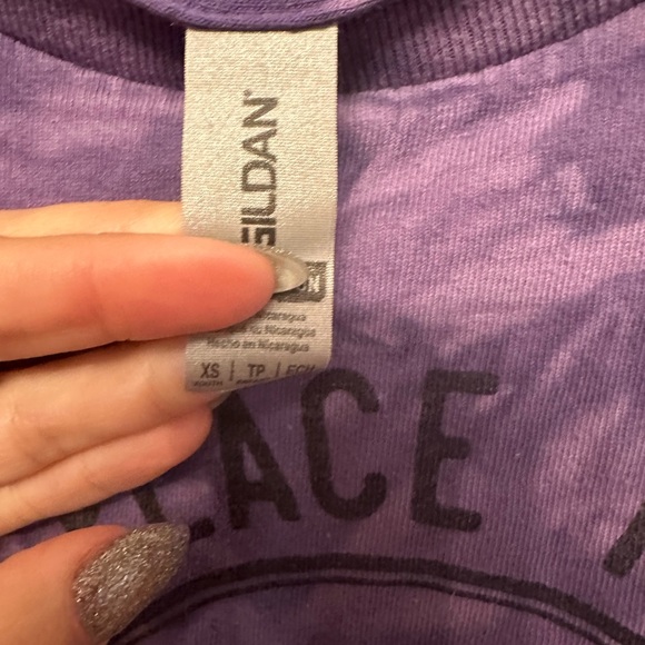 Gildan Seattle Pike Place Market Souvenir Purple Tie-Dye Short Sleeve Tee XS - Picture 3 of 5